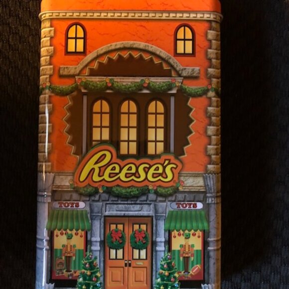 LIKE NEW FOUR HERSEY & COCA COLA TINS - Picture 4 of 5